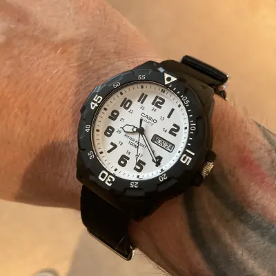 Casio MRW-200H