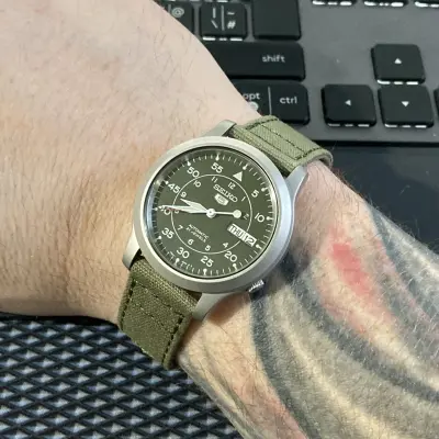 Seiko SNK805K2